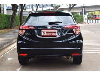 Honda HR-V 1.8 (ปี 2017) EL SUV ราคา 699,000 บาทหลังออปชั่นล้นๆ ชุดแต่งรอบคันจากศูนย์ ✅ ผ่อนได้สูงสุด 72 งวด ✅ ผ่อนเริ่มต้นที่ 12,xxx บาท ✅ เครดิตดี ฟรีดาวน์ ✅ ยินดีให้คำปรึกษา และการจัดไฟแนนซ์คาแก้ว  รูปที่ 3